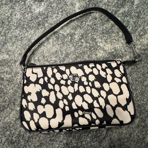Coach Black and white Abstract Shoulder Bag